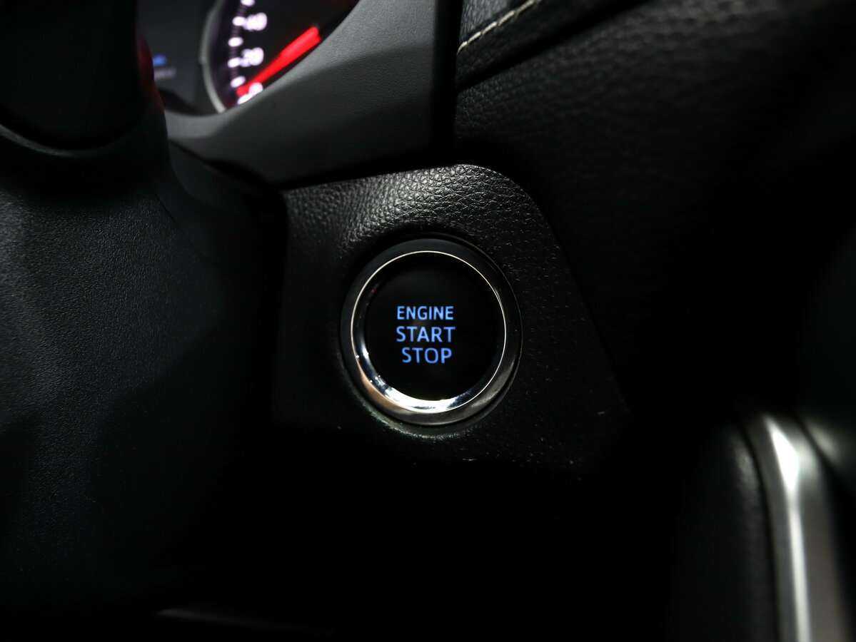 Toyota RAV4 с пробегом — 2021 год. Фото: #14