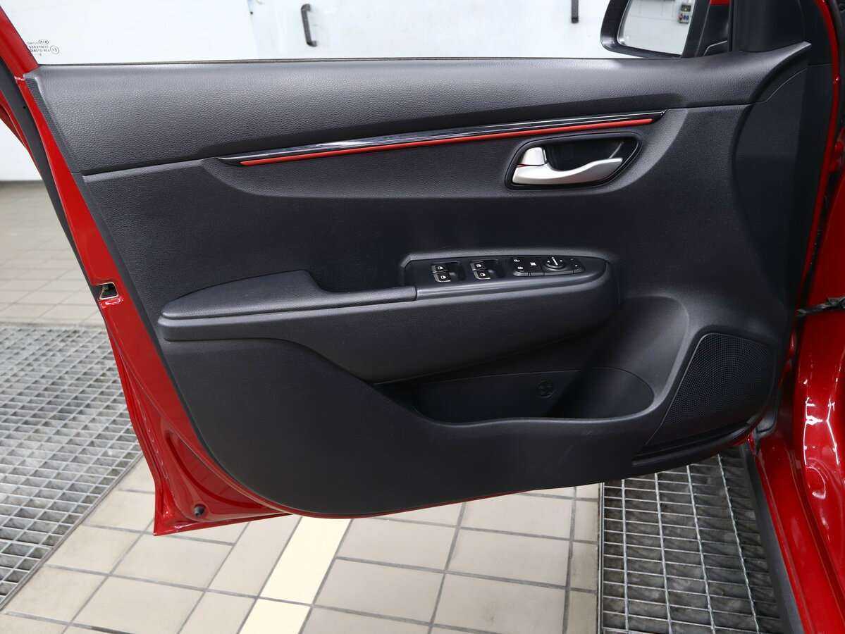 Kia Rio с пробегом — 2019 год. Фото: #13