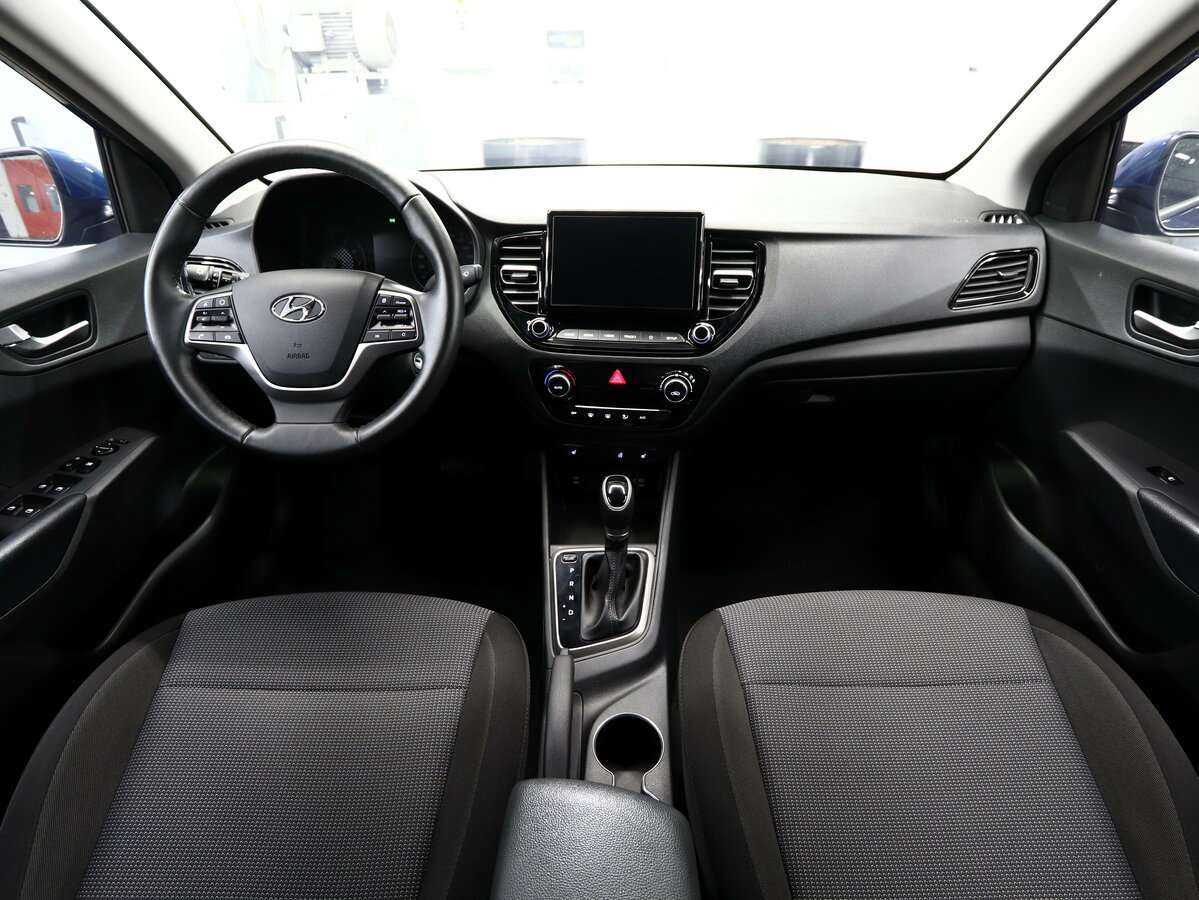 Hyundai Solaris с пробегом — 2022 год. Фото: #11