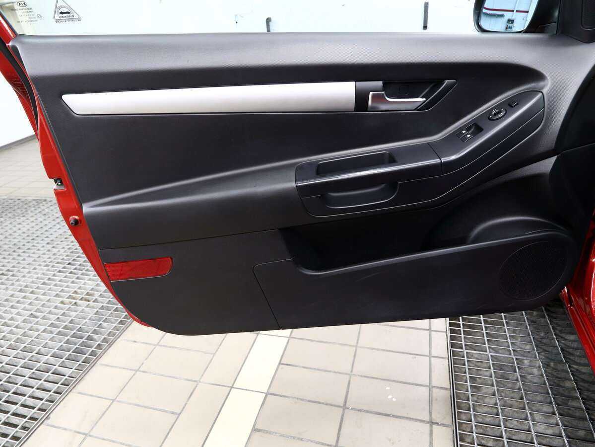 Kia Ceed с пробегом — 2010 год. Фото: #7