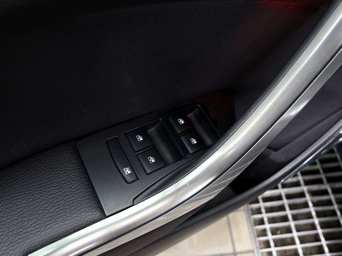 Opel Astra с пробегом — 2011 год. Фото: #15