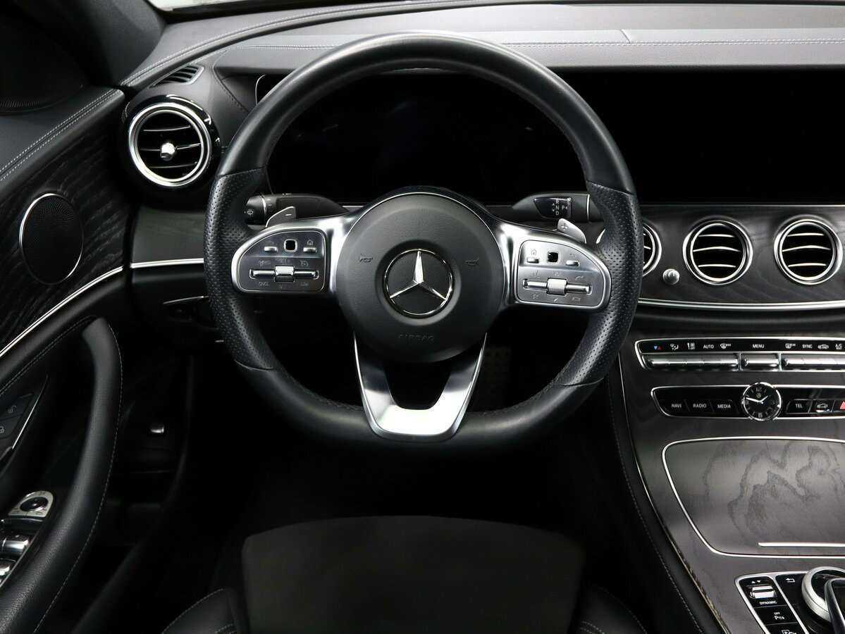 Mercedes-Benz E-Класс с пробегом — 2019 год. Фото: #12