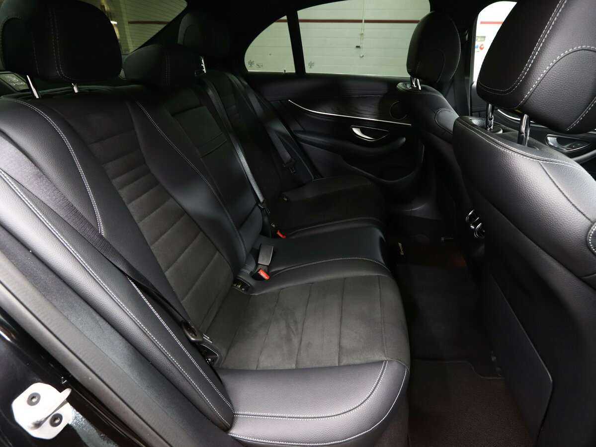 Mercedes-Benz E-Класс с пробегом — 2019 год. Фото: #19