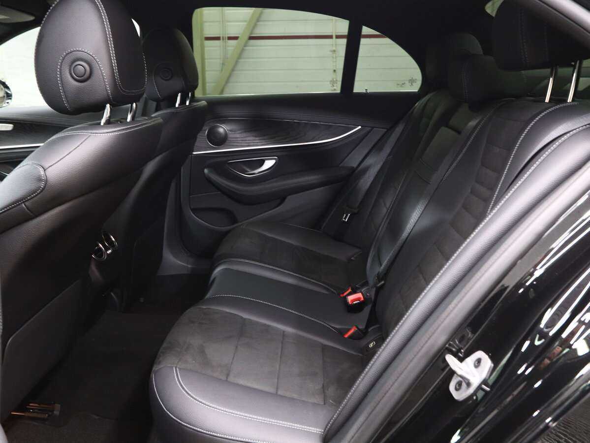 Mercedes-Benz E-Класс с пробегом — 2019 год. Фото: #20