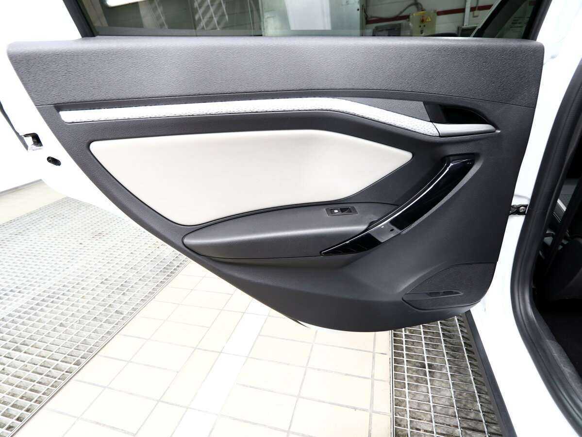 Lada (ВАЗ) Vesta с пробегом — 2021 год. Фото: #10