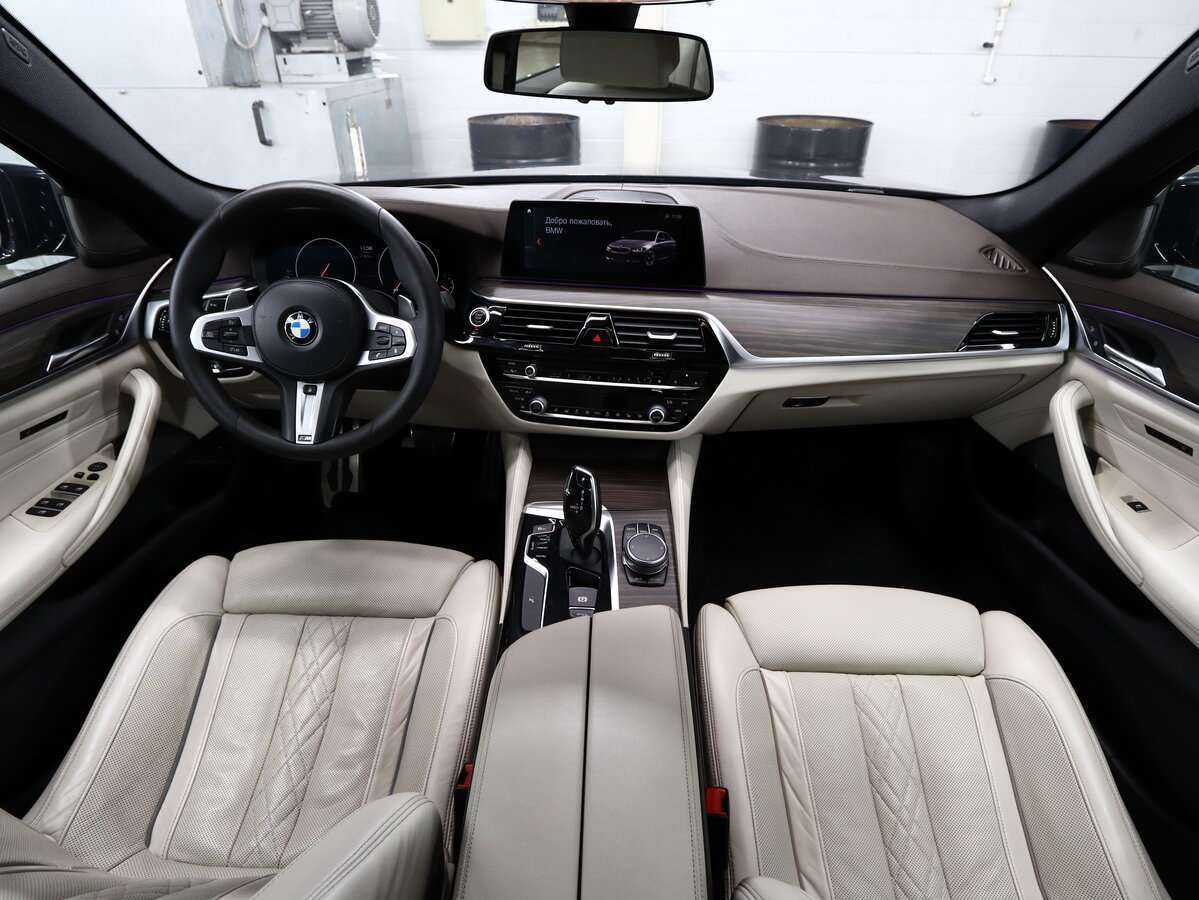 BMW 5 серии с пробегом — 2018 год. Фото: #11