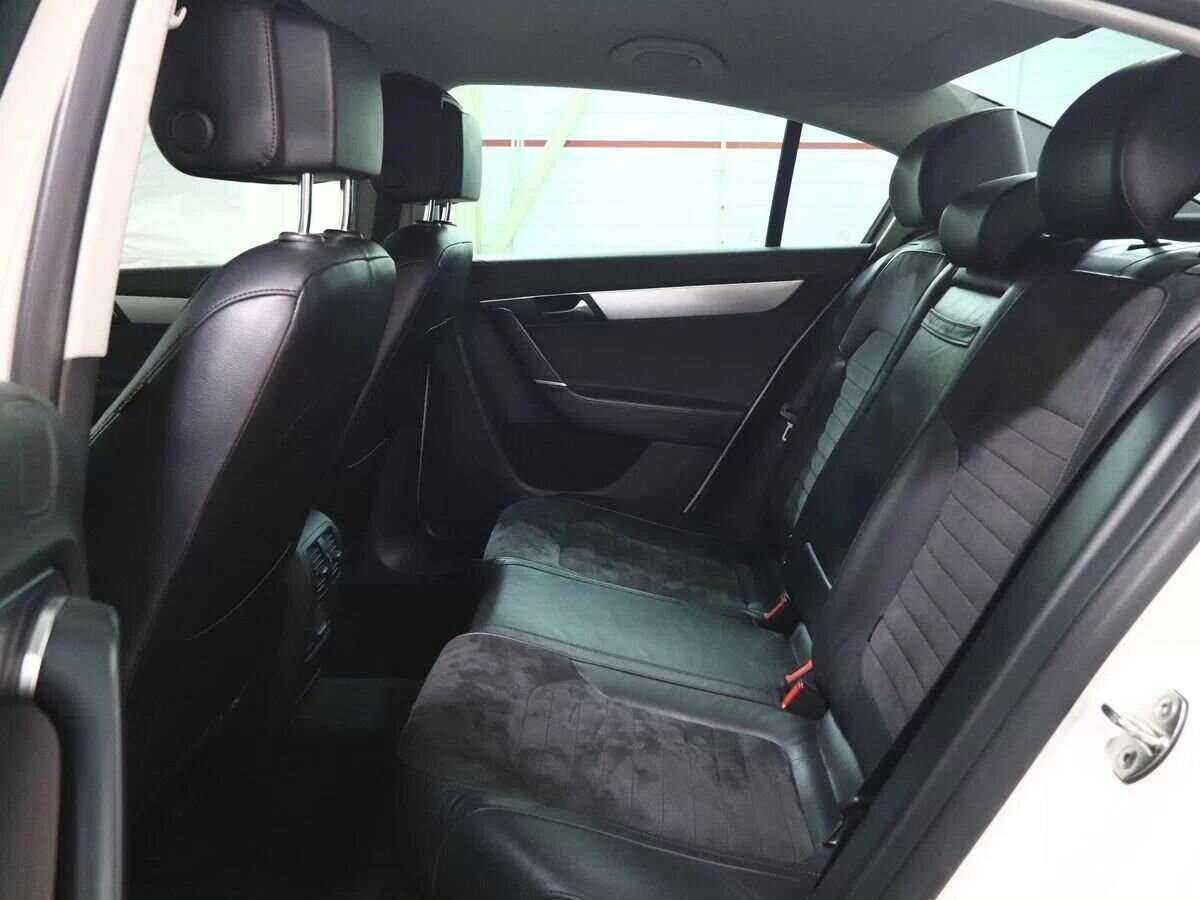 Volkswagen Passat с пробегом — 2011 год. Фото: #8