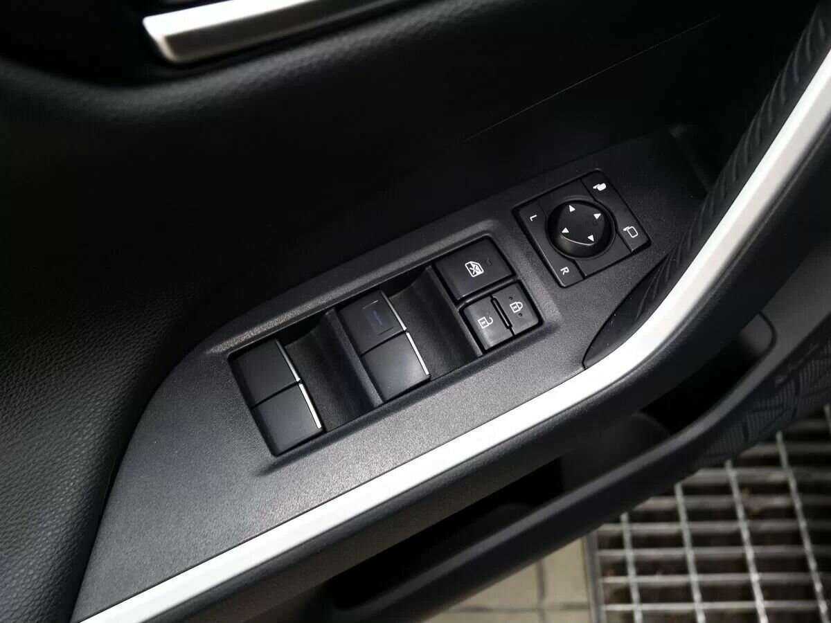 Toyota RAV4 с пробегом — 2019 год. Фото: #17