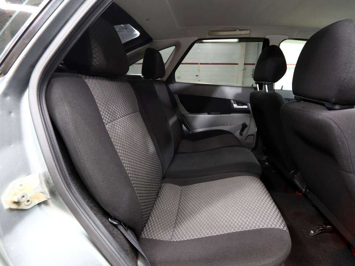 Lada (ВАЗ) Priora с пробегом — 2011 год. Фото: #18