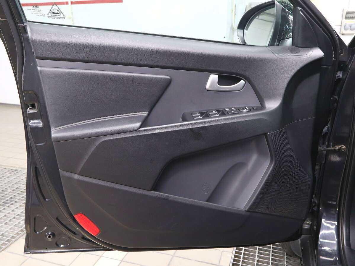 Kia Sportage с пробегом — 2011 год. Фото: #4