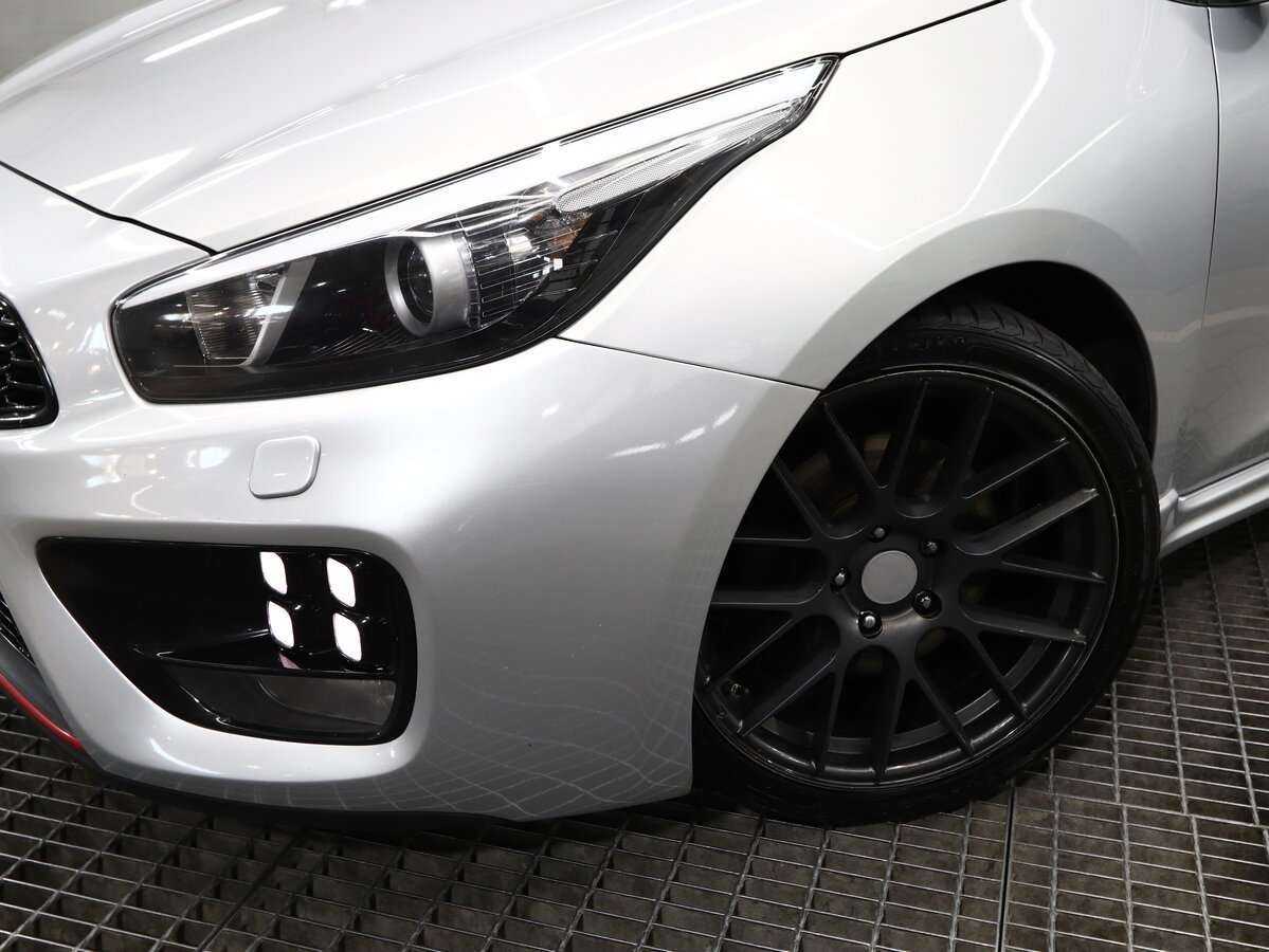 Kia Ceed GT с пробегом — 2017 год. Фото: #20