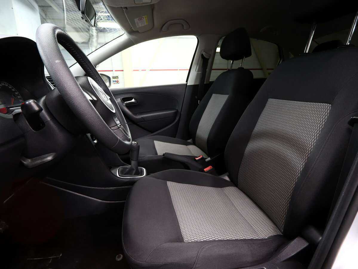 Volkswagen Polo с пробегом — 2012 год. Фото: #5