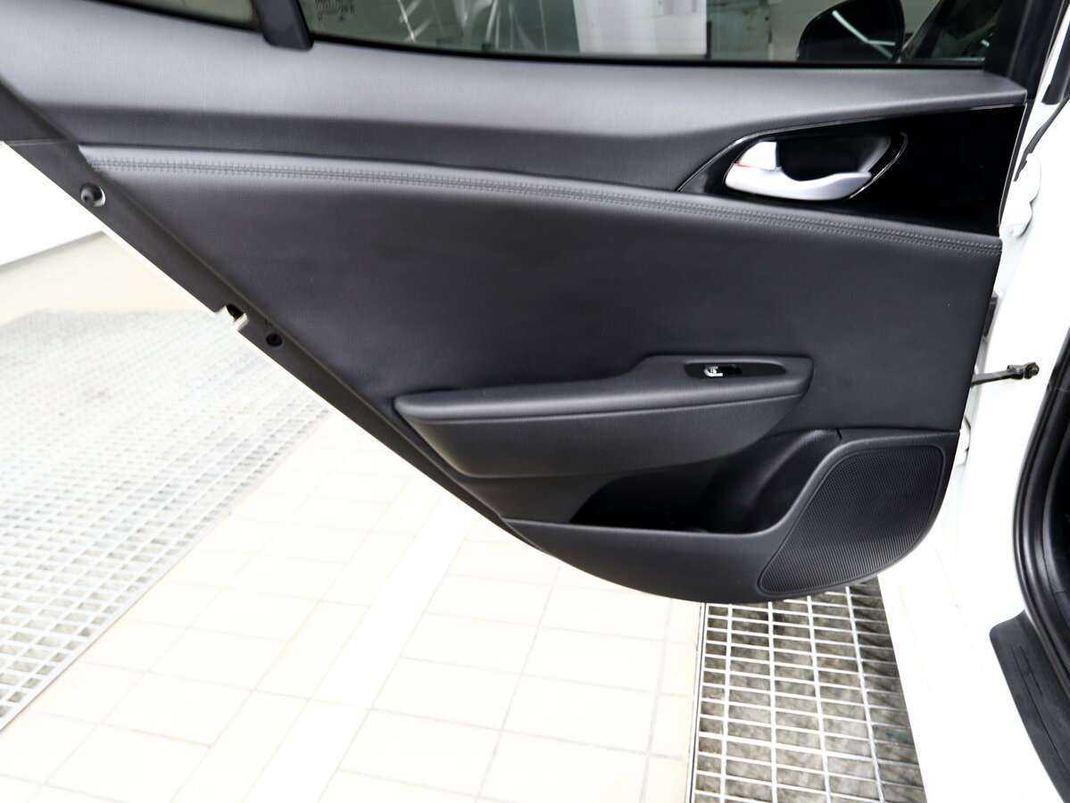 Kia Stinger с пробегом — 2018 год. Фото: #10