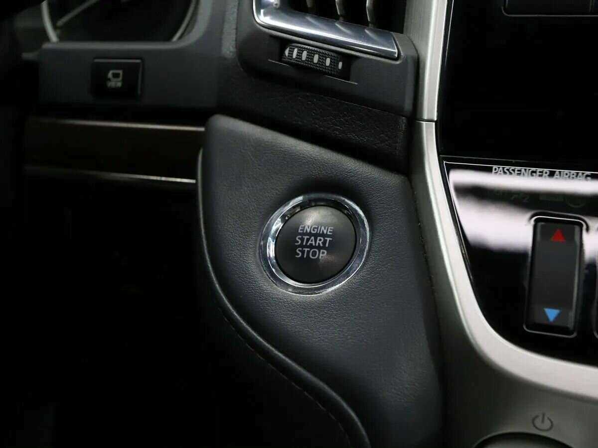 Toyota Land Cruiser с пробегом — 2019 год. Фото: #19