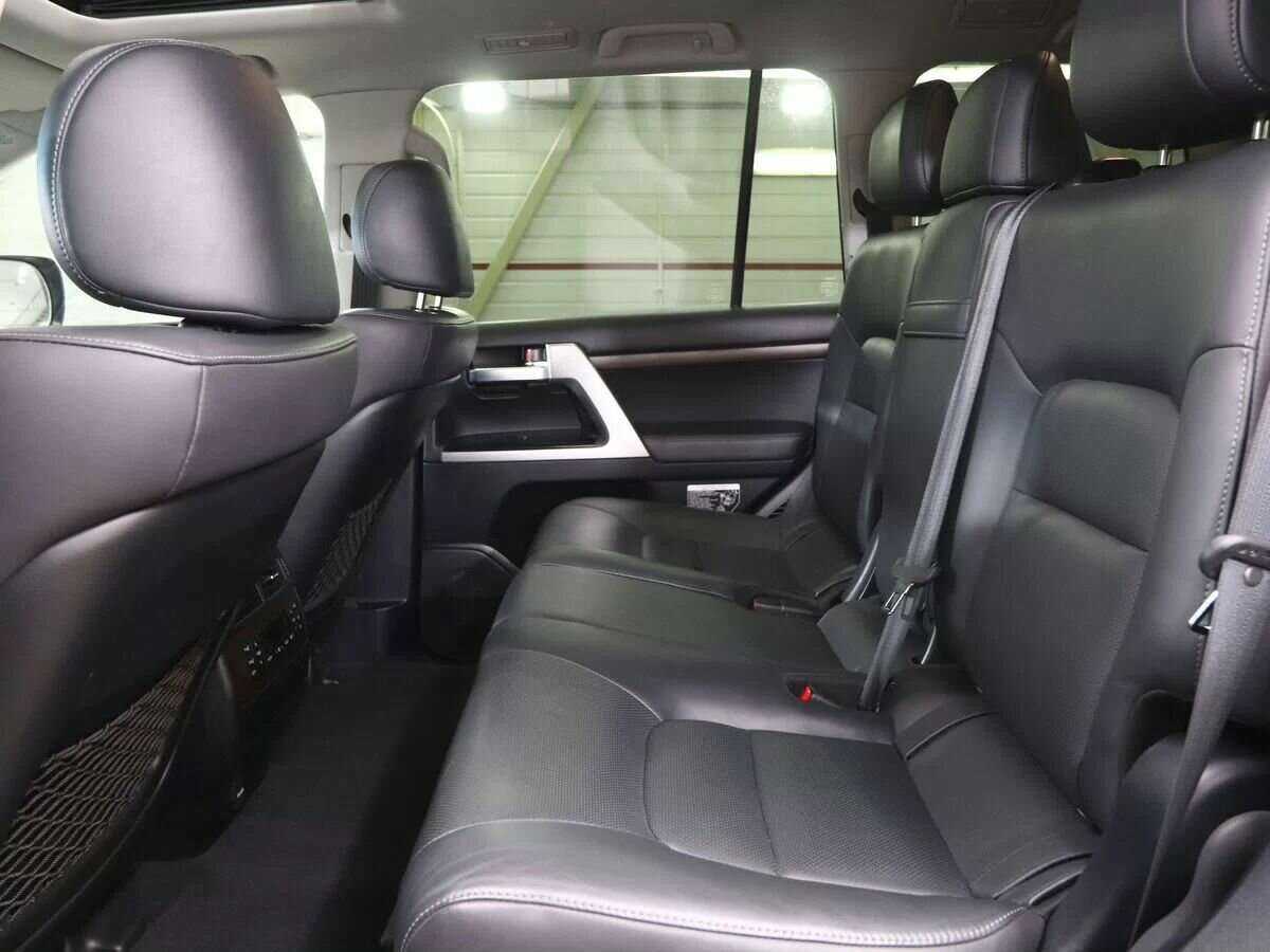 Toyota Land Cruiser с пробегом — 2019 год. Фото: #21