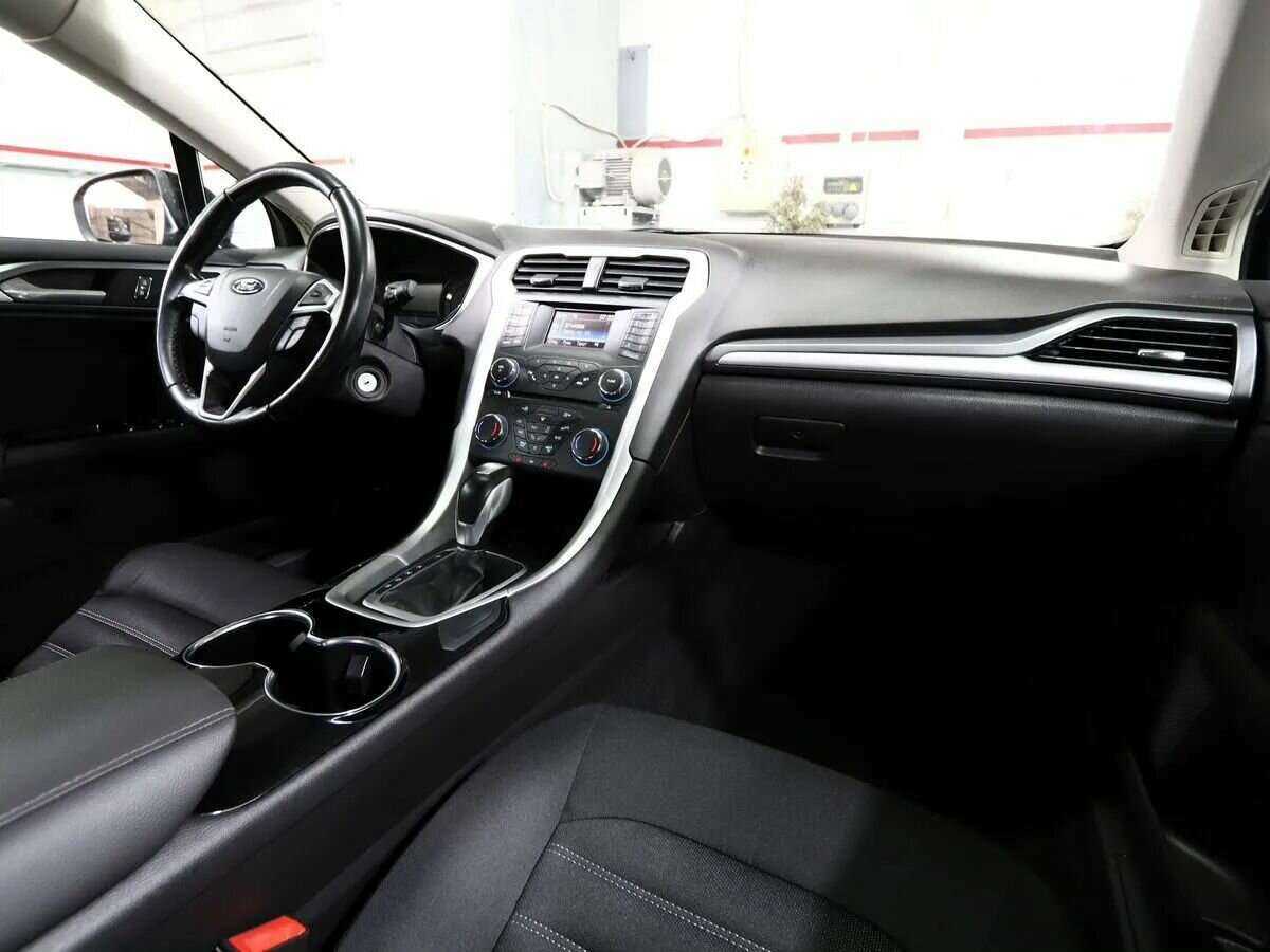 Ford Mondeo с пробегом — 2015 год. Фото: #8