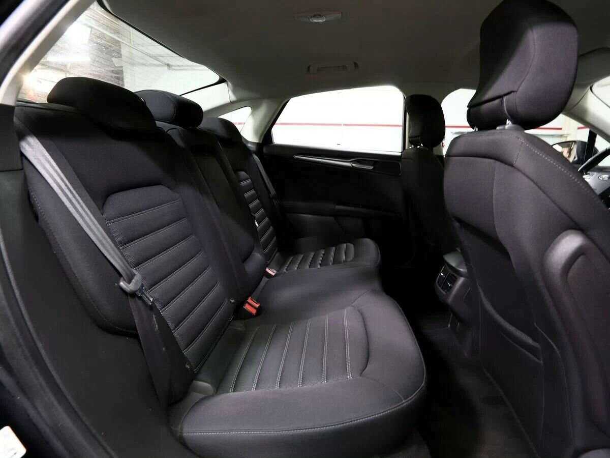 Ford Mondeo с пробегом — 2015 год. Фото: #17