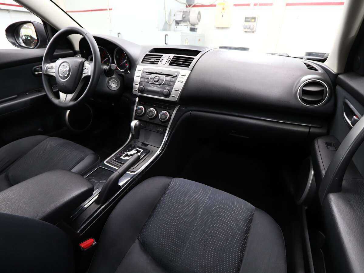 Mazda 6 с пробегом — 2007 год. Фото: #14