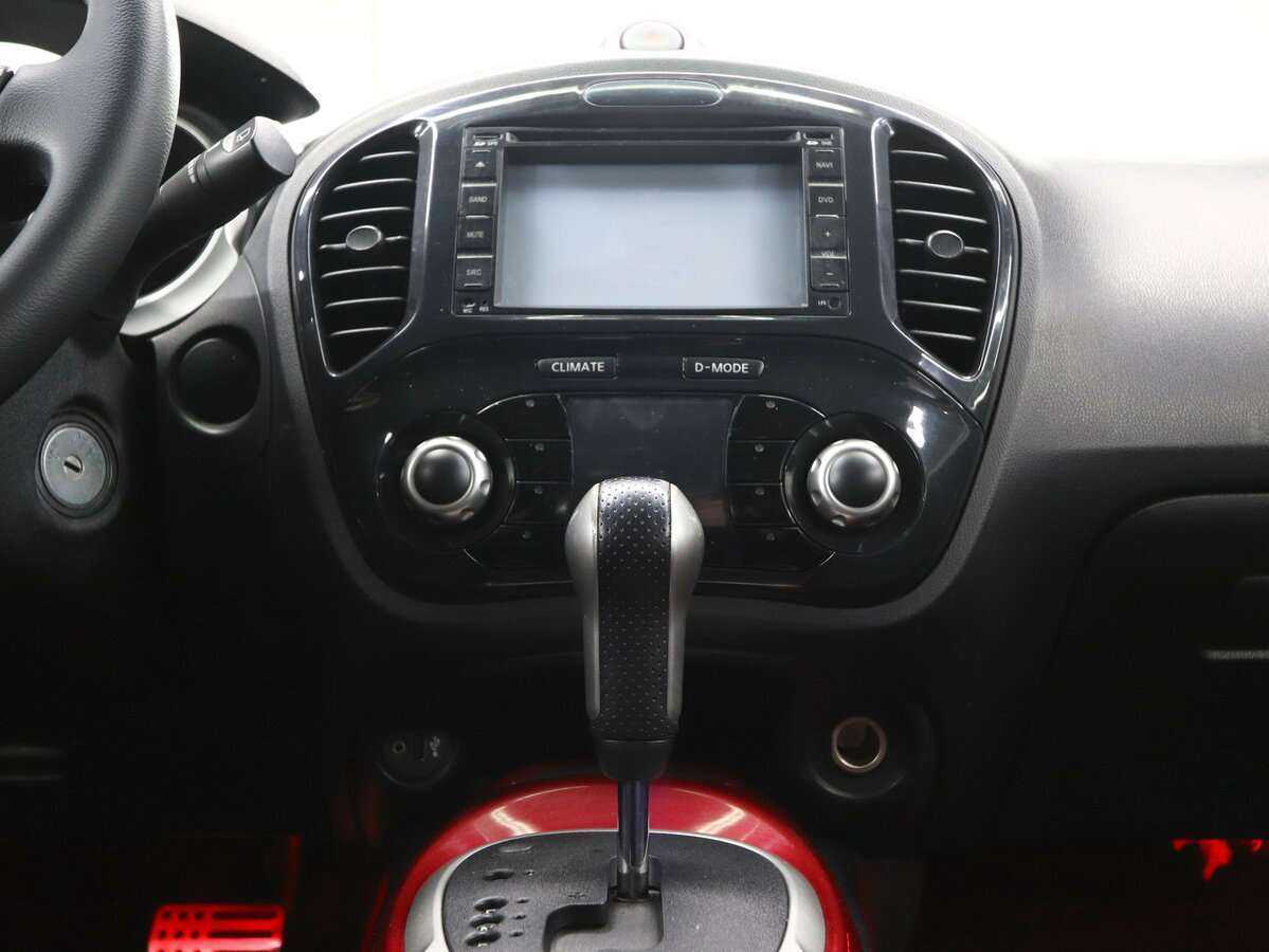 Nissan Juke с пробегом — 2011 год. Фото: #15