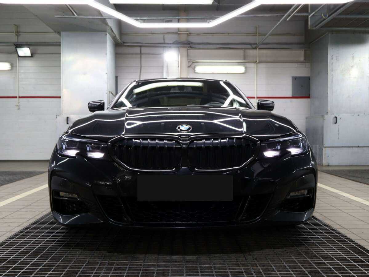 BMW 3 серии с пробегом — 2021 год. Фото: #2