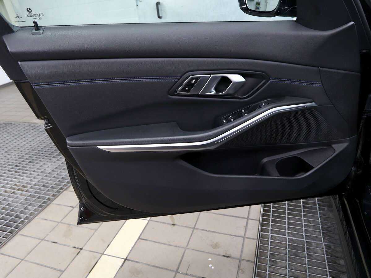 BMW 3 серии с пробегом — 2021 год. Фото: #7