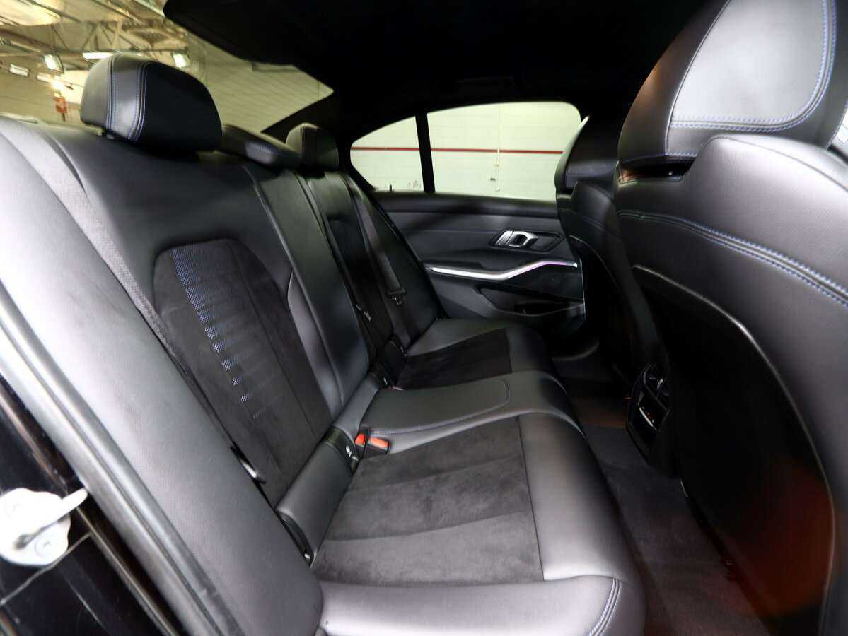 BMW 3 серии с пробегом — 2021 год. Фото: #13