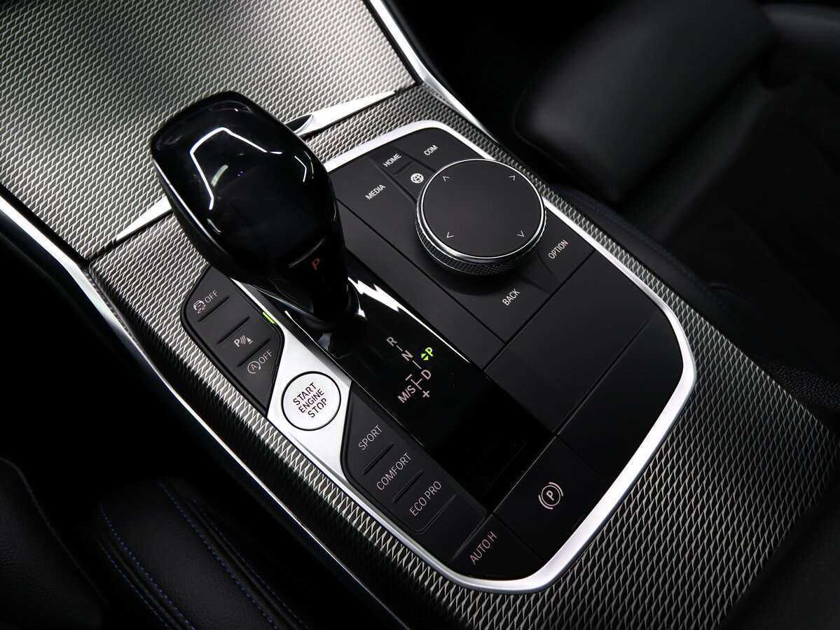 BMW 3 серии с пробегом — 2021 год. Фото: #20