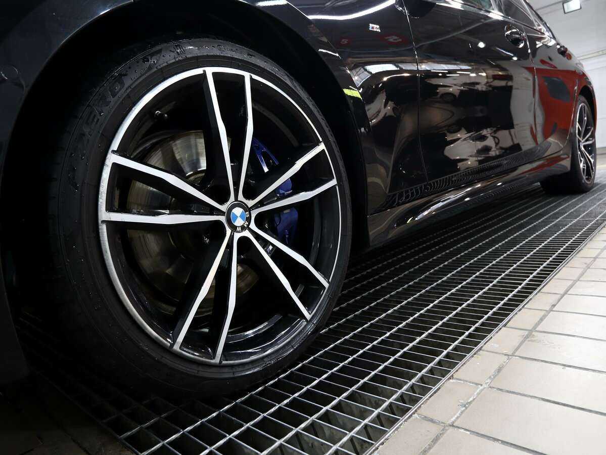 BMW 3 серии с пробегом — 2021 год. Фото: #21