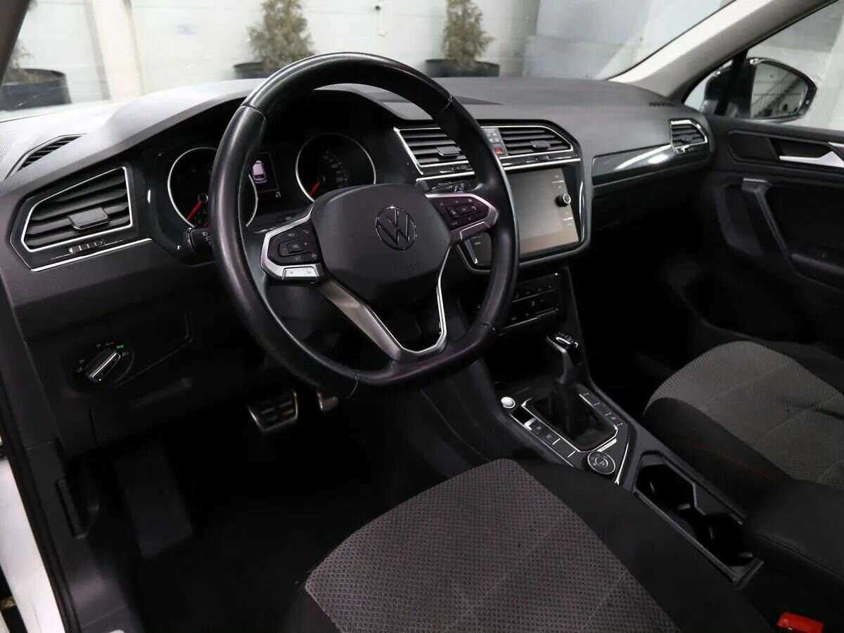 Volkswagen Tiguan с пробегом — 2021 год. Фото: #7