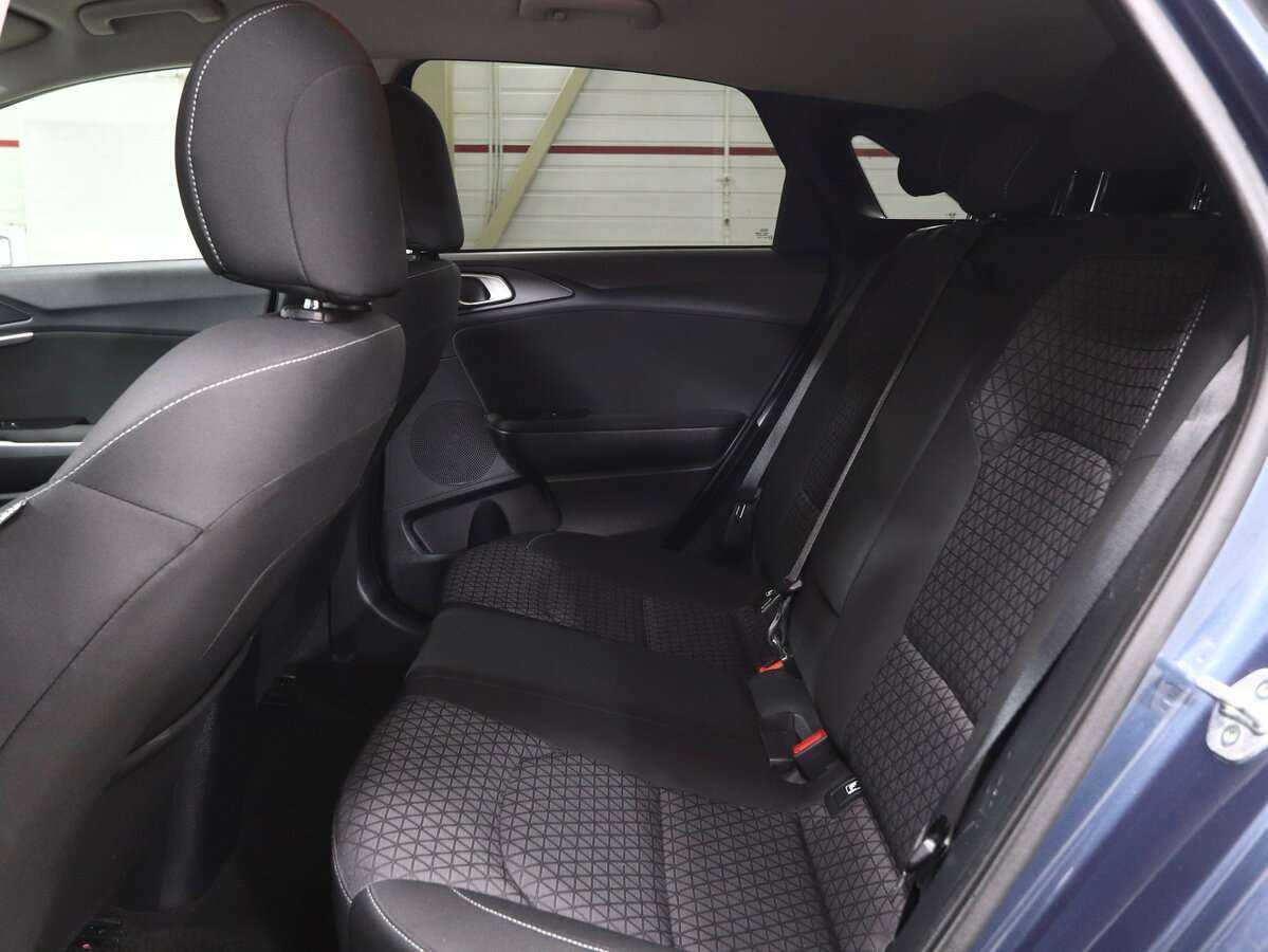 Kia Ceed с пробегом — 2018 год. Фото: #10