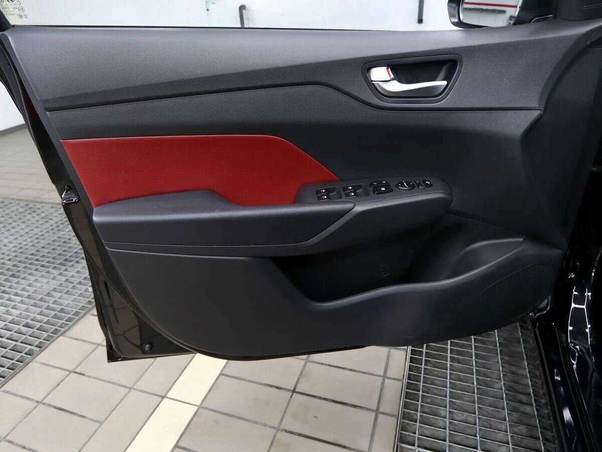 Hyundai Solaris с пробегом — 2021 год. Фото: #7