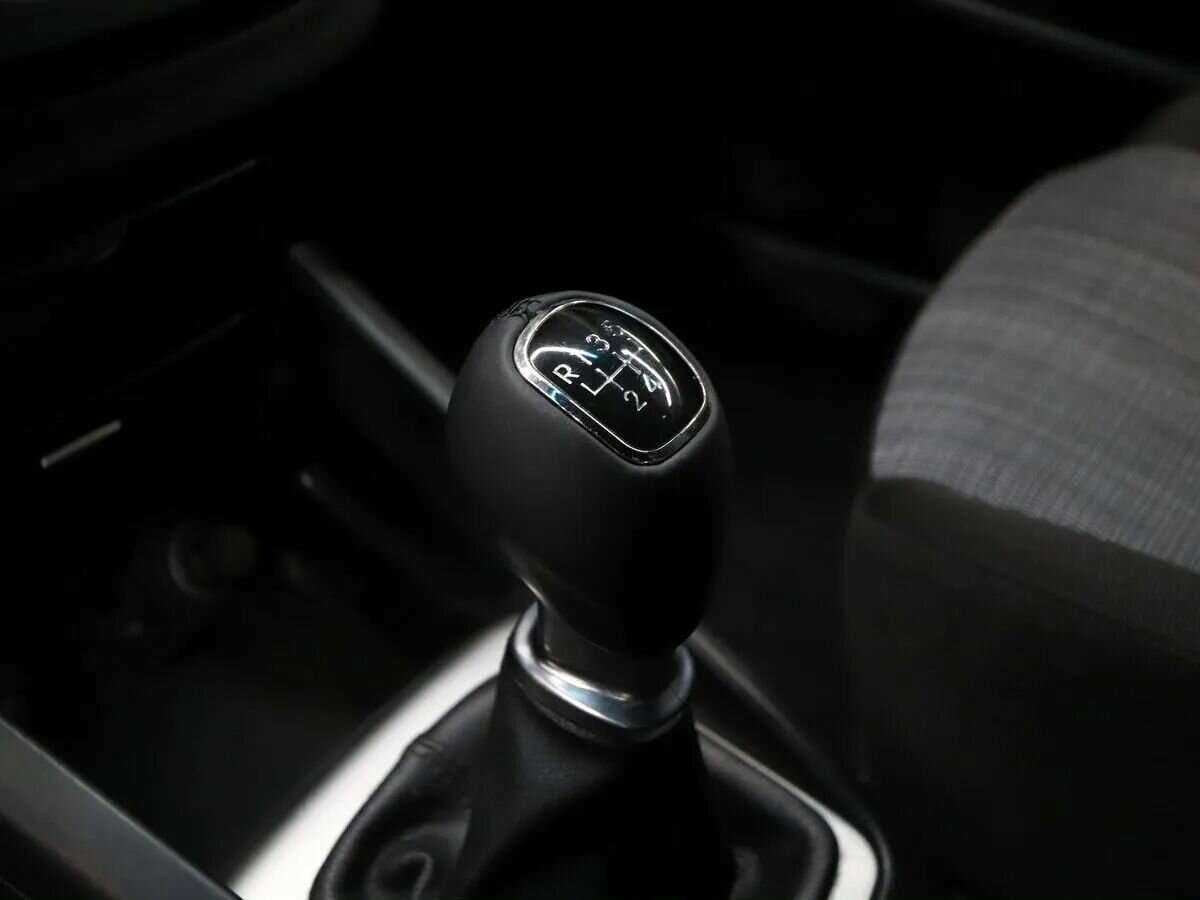 Kia Ceed с пробегом — 2010 год. Фото: #7