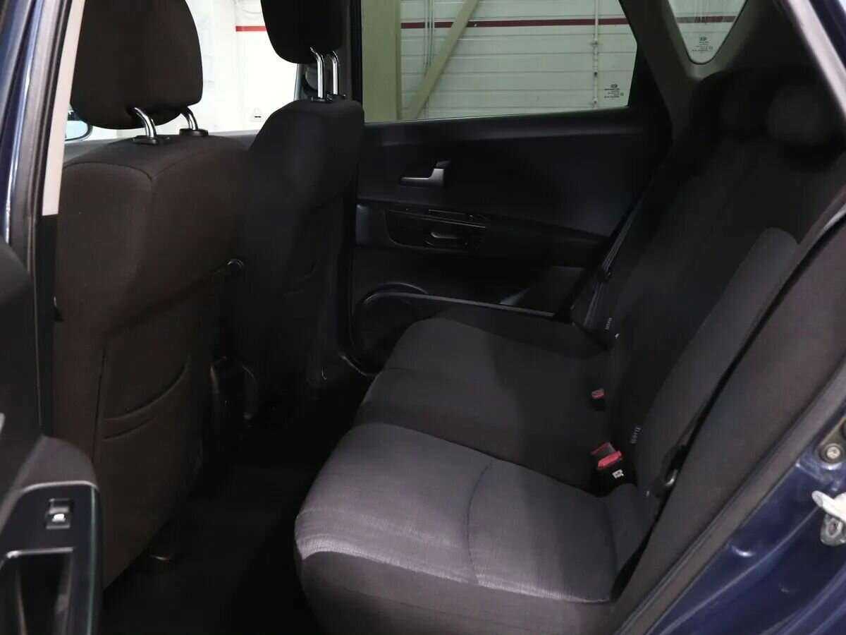 Kia Ceed с пробегом — 2010 год. Фото: #9