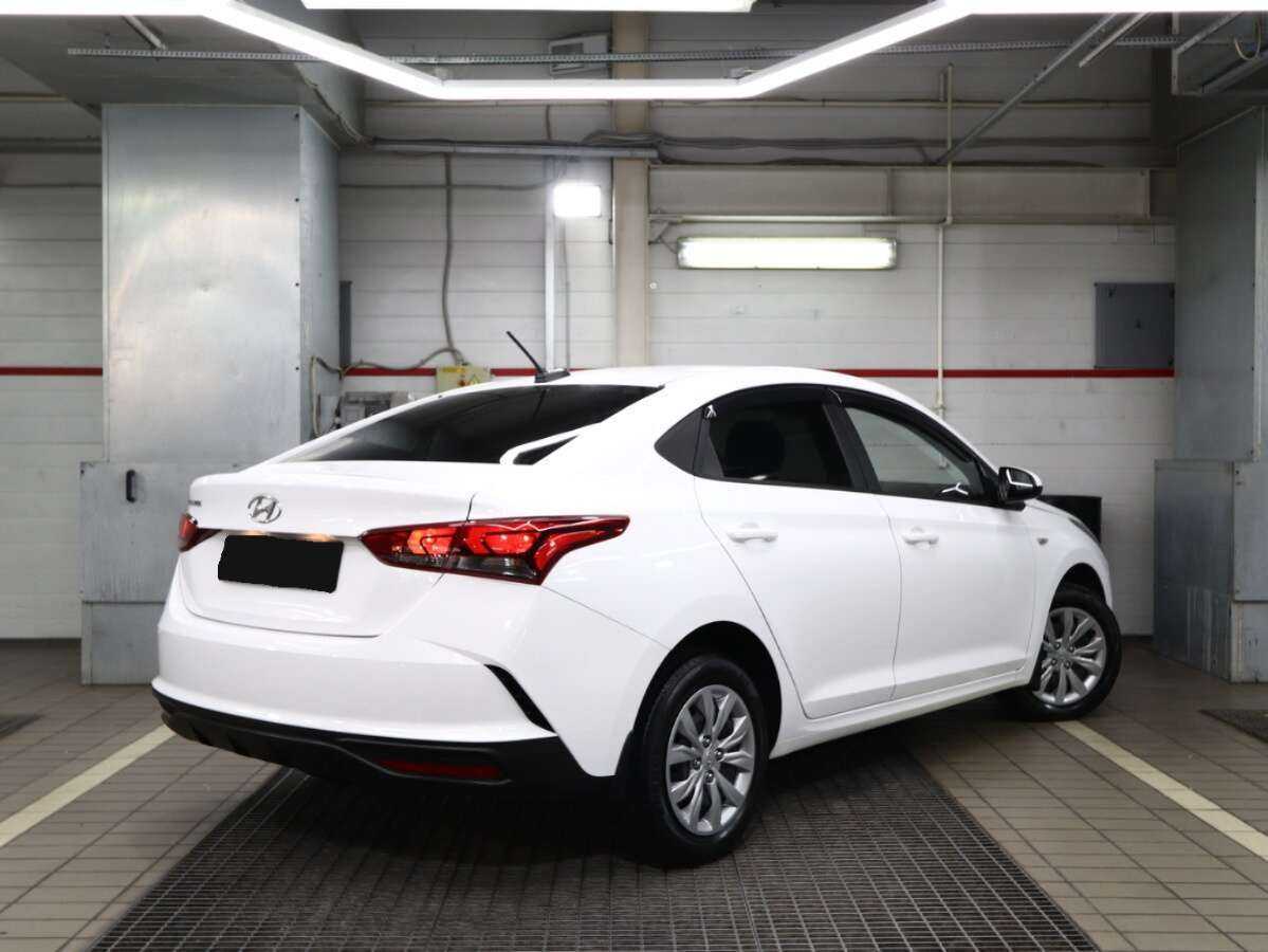 Hyundai Solaris с пробегом — 2021 год. Фото: #1