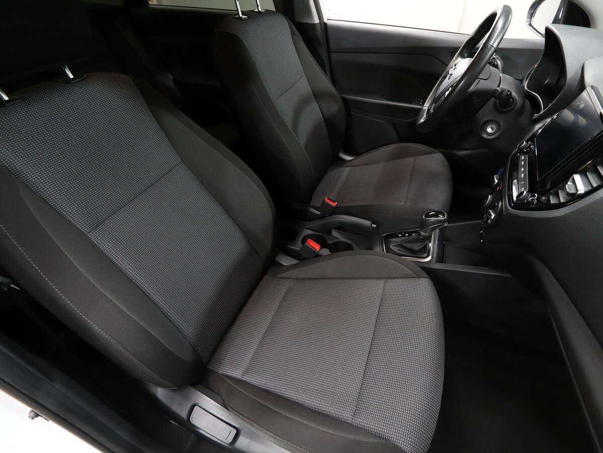 Hyundai Solaris с пробегом — 2021 год. Фото: #12