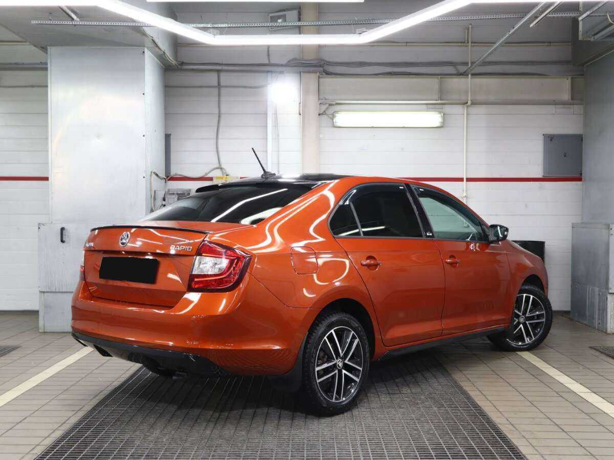 Skoda Rapid с пробегом — 2018 год. Фото: #1