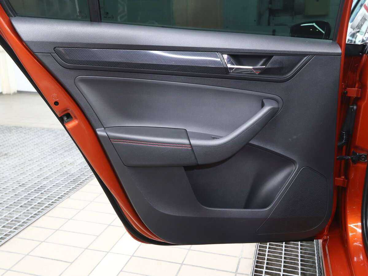 Skoda Rapid с пробегом — 2018 год. Фото: #11