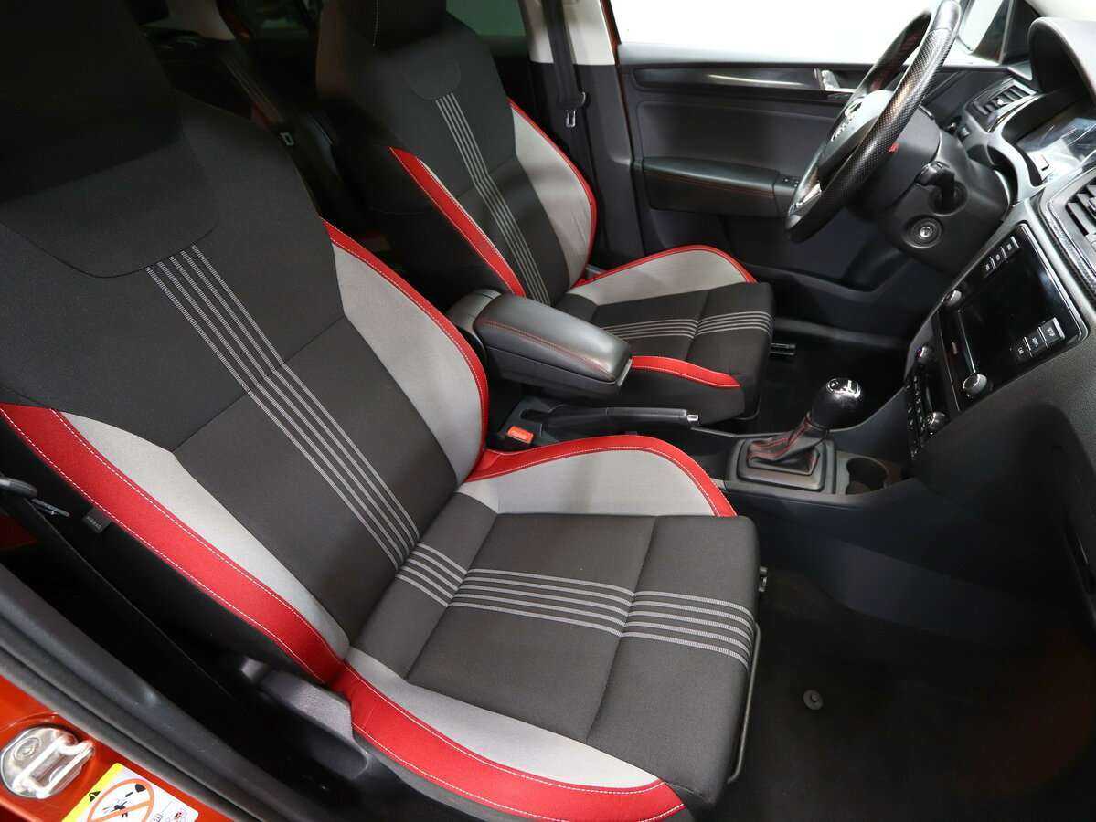 Skoda Rapid с пробегом — 2018 год. Фото: #14