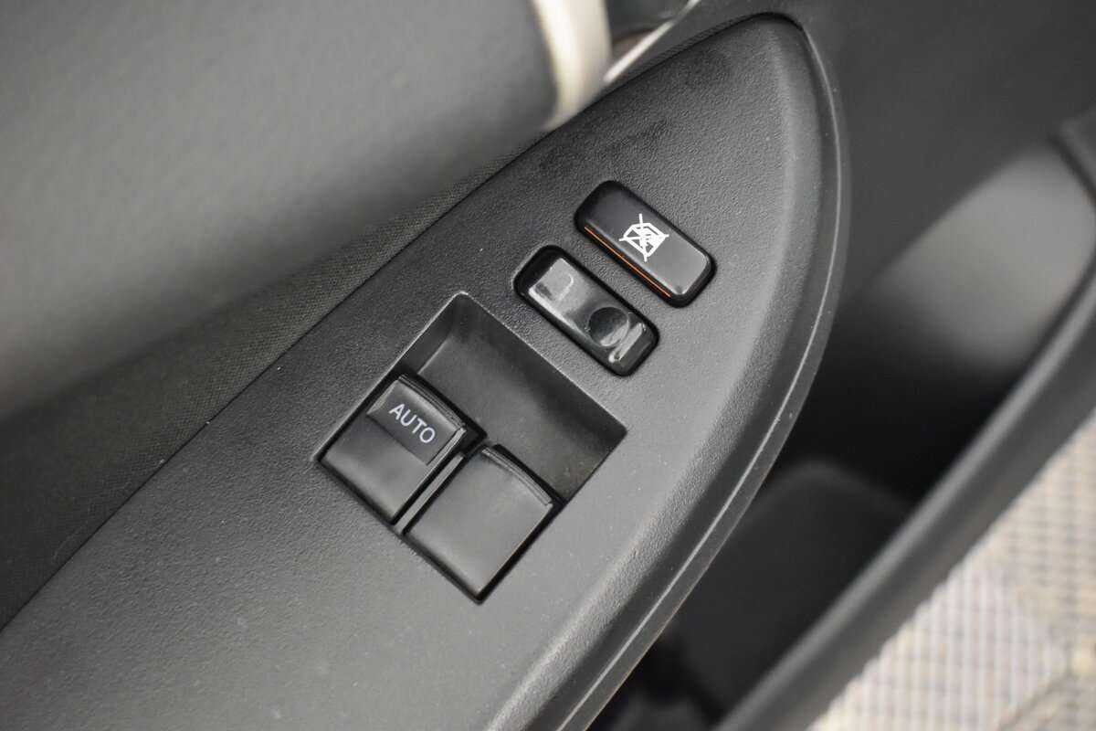 Toyota Corolla с пробегом — 2008 год. Фото: #8