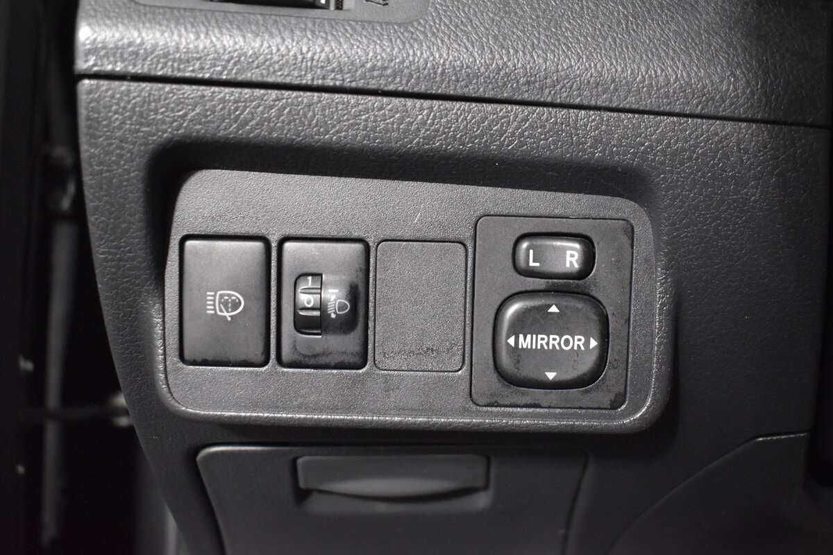 Toyota Corolla с пробегом — 2008 год. Фото: #14