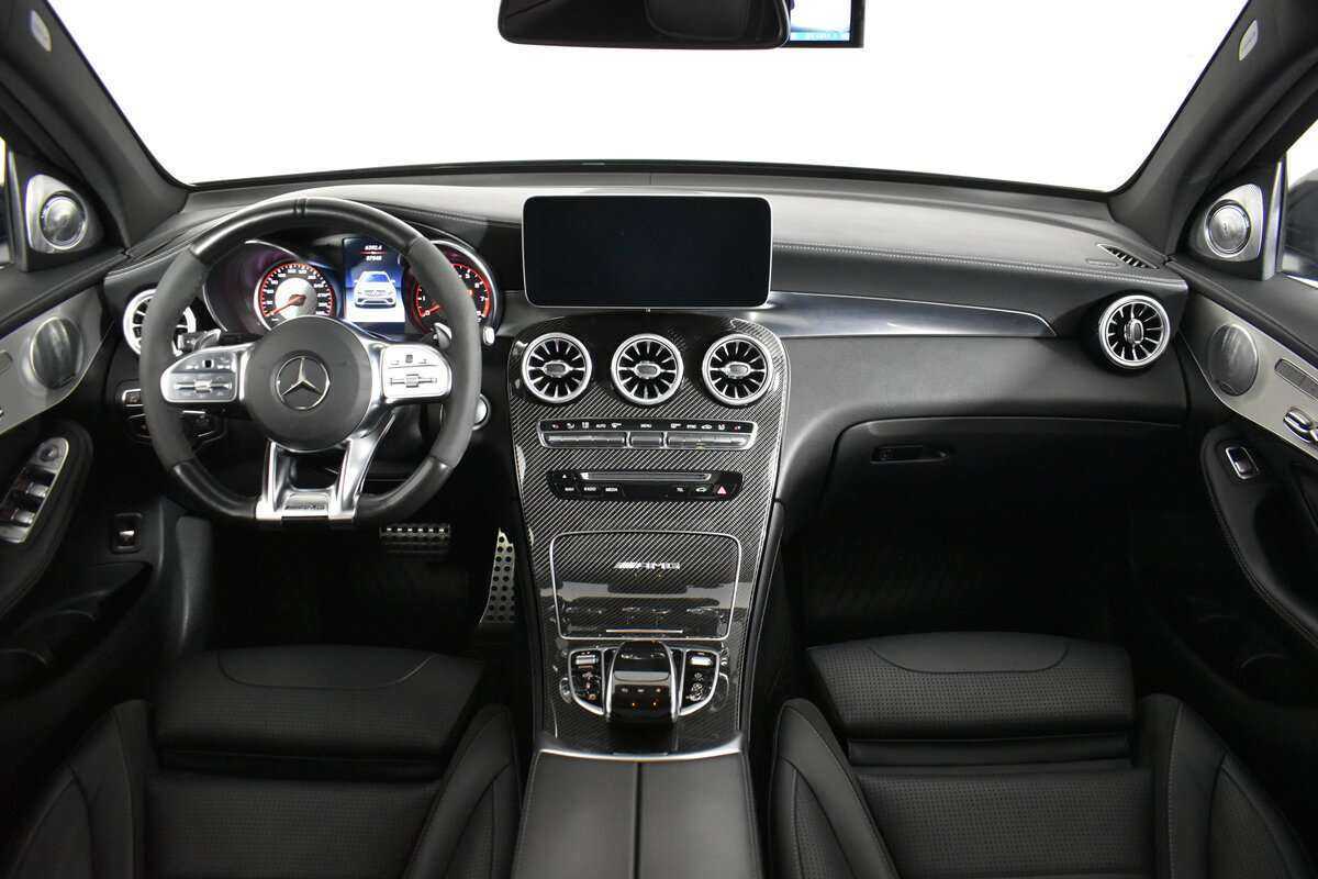 Mercedes-Benz GLC AMG с пробегом — 2018 год. Фото: #10