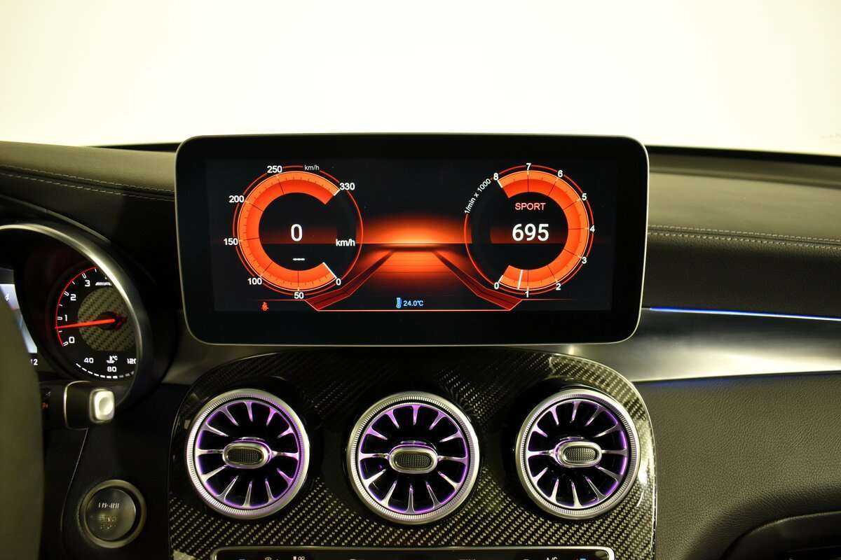 Mercedes-Benz GLC AMG с пробегом — 2018 год. Фото: #15