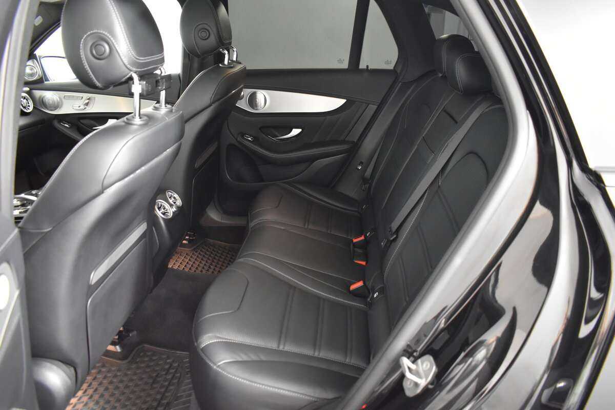 Mercedes-Benz GLC AMG с пробегом — 2018 год. Фото: #18