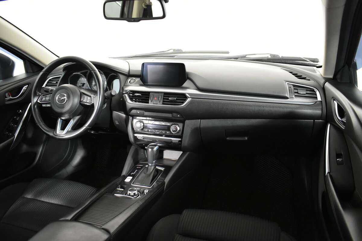 Mazda 6 с пробегом — 2017 год. Фото: #10