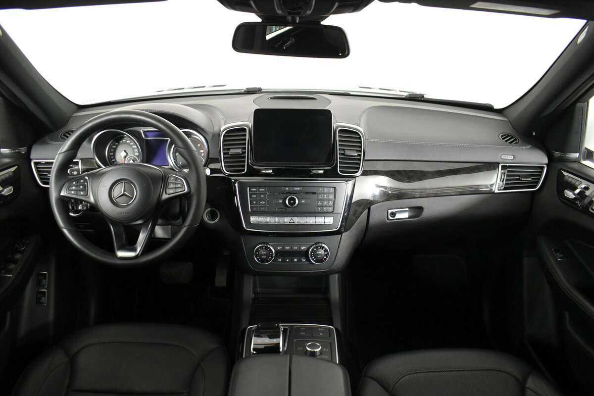 Mercedes-Benz GLS с пробегом — 2016 год. Фото: #8