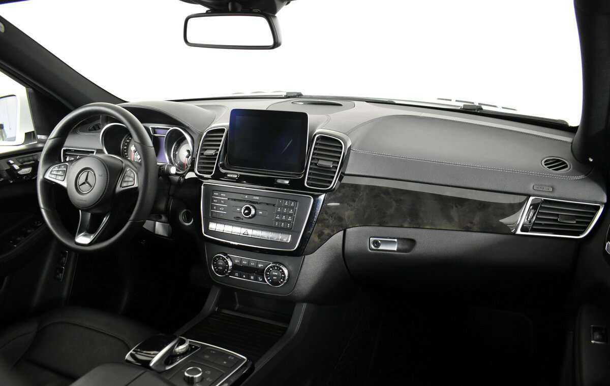 Mercedes-Benz GLS с пробегом — 2016 год. Фото: #9