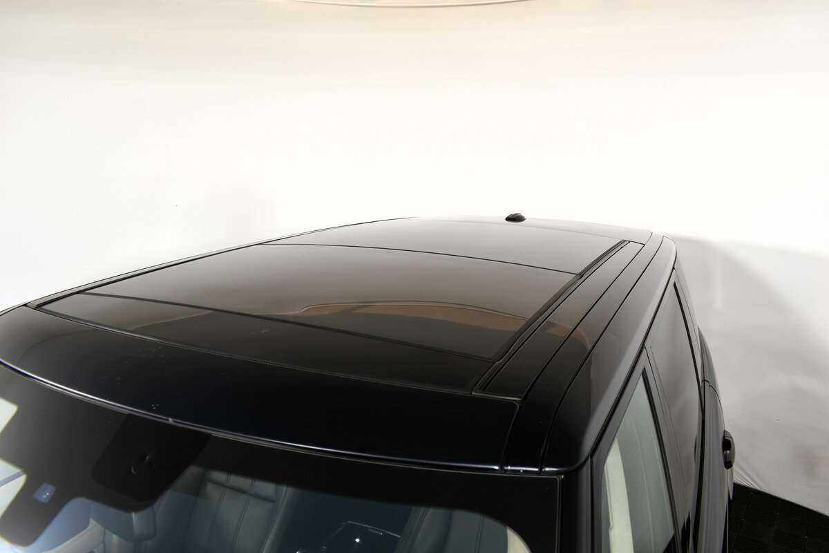 Land Rover Range Rover с пробегом — 2015 год. Фото: #18