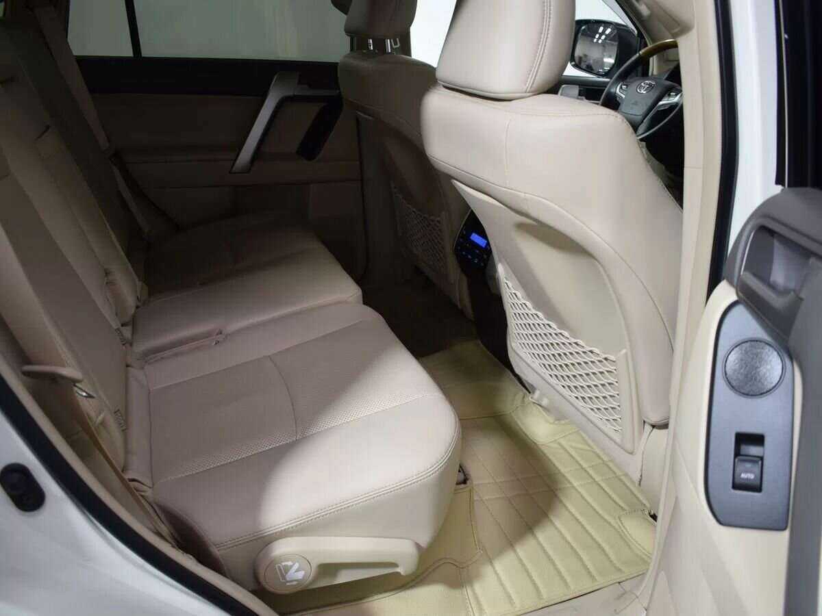 Toyota Land Cruiser Prado с пробегом — 2020 год. Фото: #9