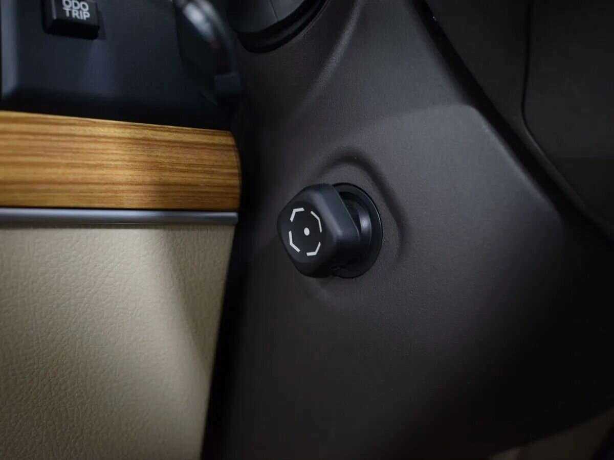 Toyota Land Cruiser Prado с пробегом — 2020 год. Фото: #14