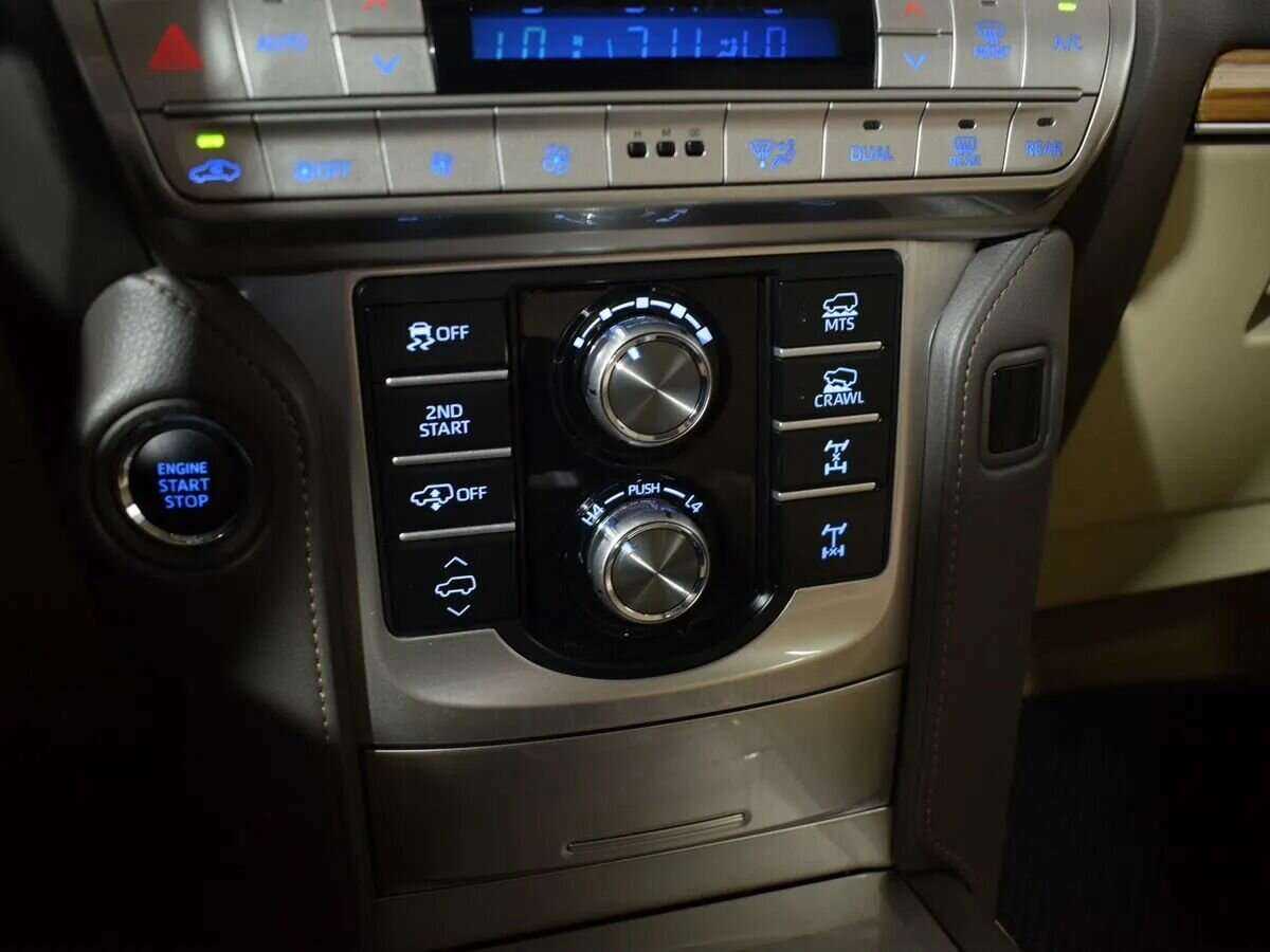 Toyota Land Cruiser Prado с пробегом — 2020 год. Фото: #19